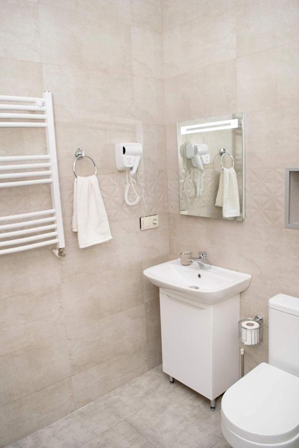 4 Rooms Szenaki Kültér fotó