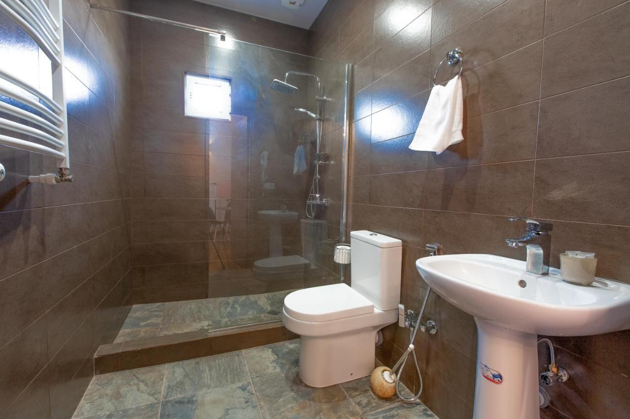 4 Rooms Szenaki Kültér fotó